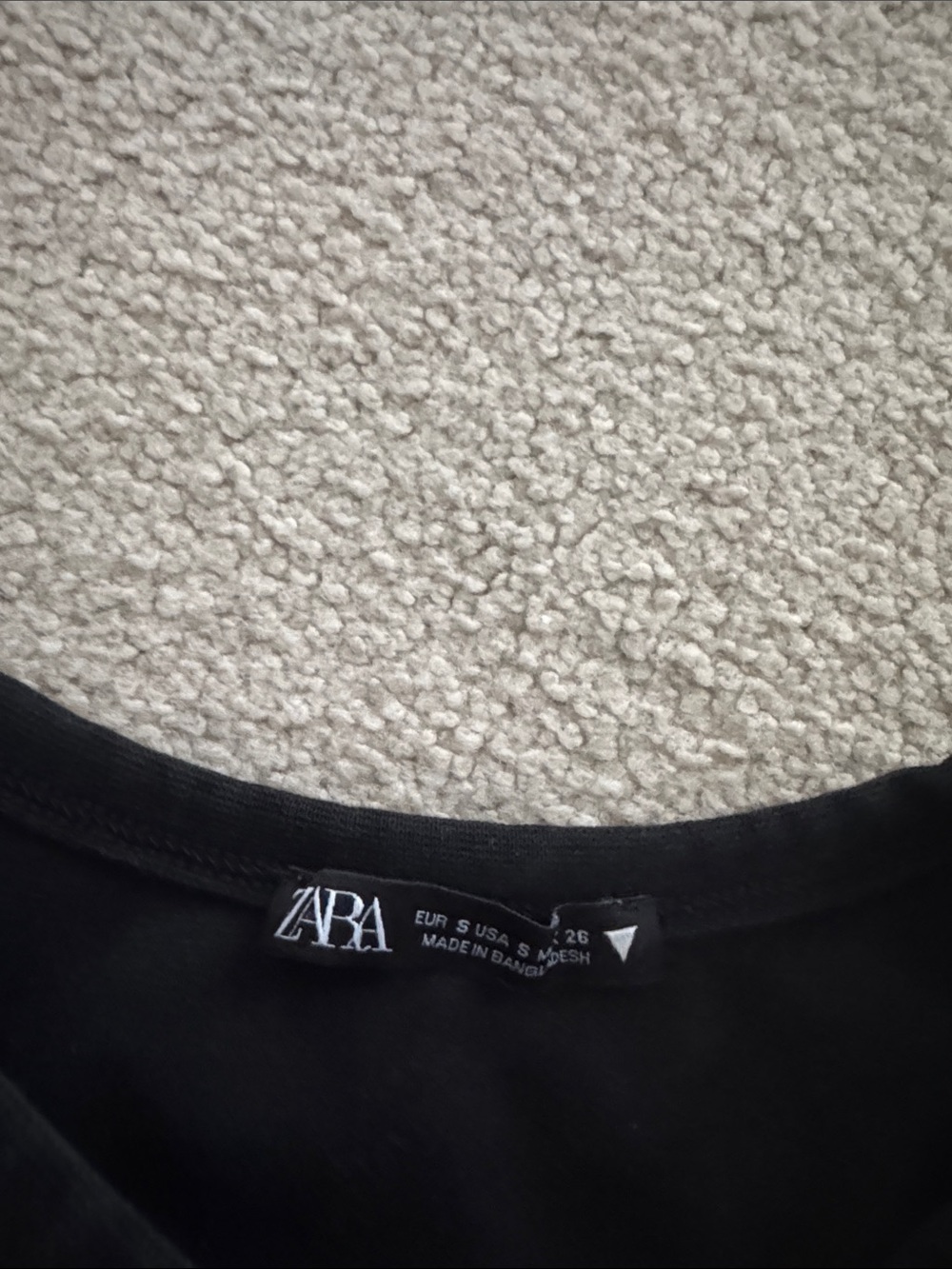 Zara Black Crop Tee - Picture 2 of 2